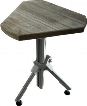 SE bench-rest seat stool with adjustable feet